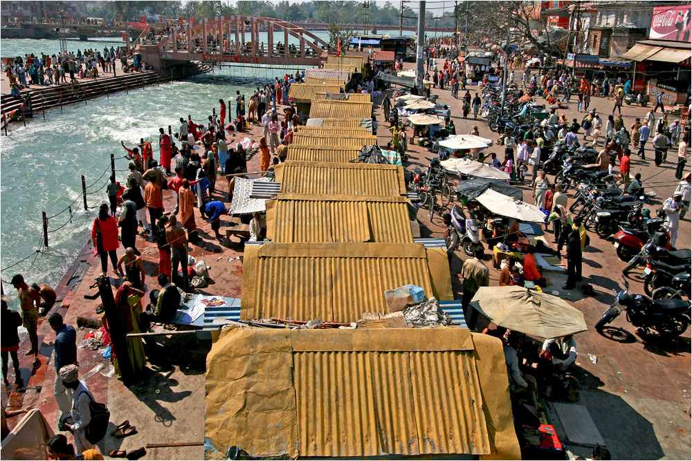 Haridware, heilige Stadt, Ort der rituellen Waschungen im Ganges 1
