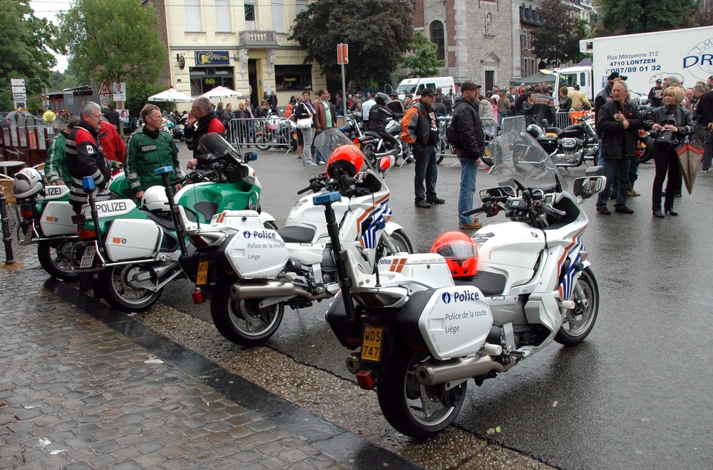 Harley Teffen Eupen Belgien ....Polizei Internationale