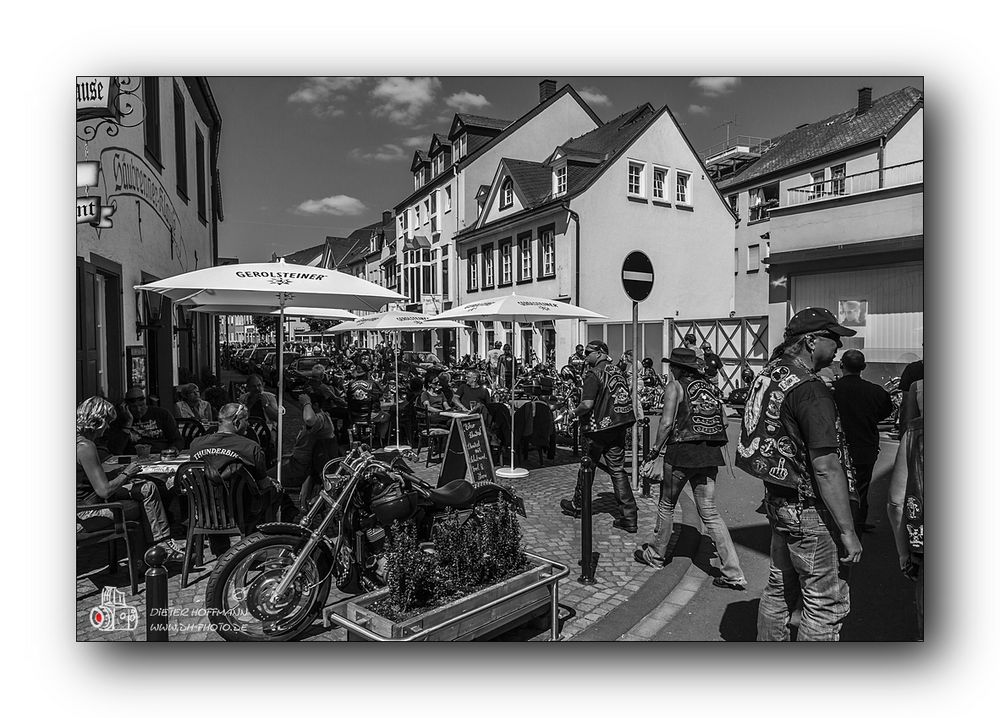 Harley und Wein 2012 ....... Ürzig - Mosel