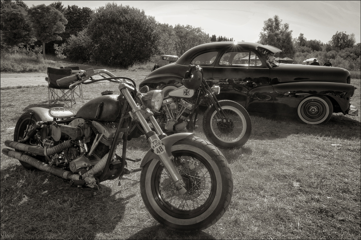 Harleys & US Car