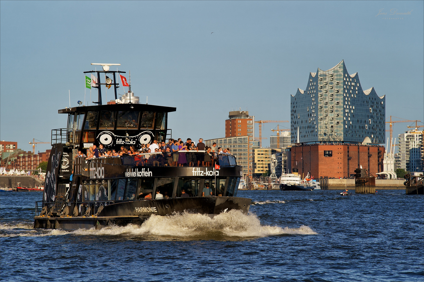 Harmonie und Elbphilharmonie