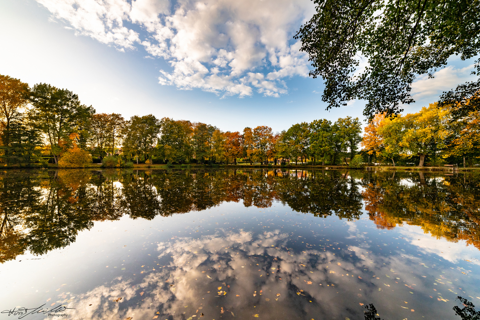 Harsefelder Herbst-Spiegelteich