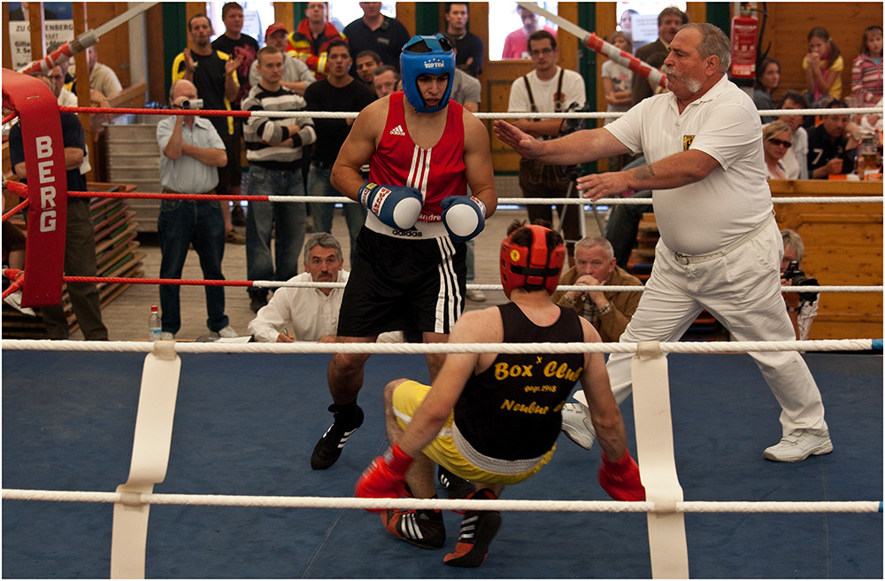 Hart aber fair ging es heute beim Boxen auf der Gillamoos zu