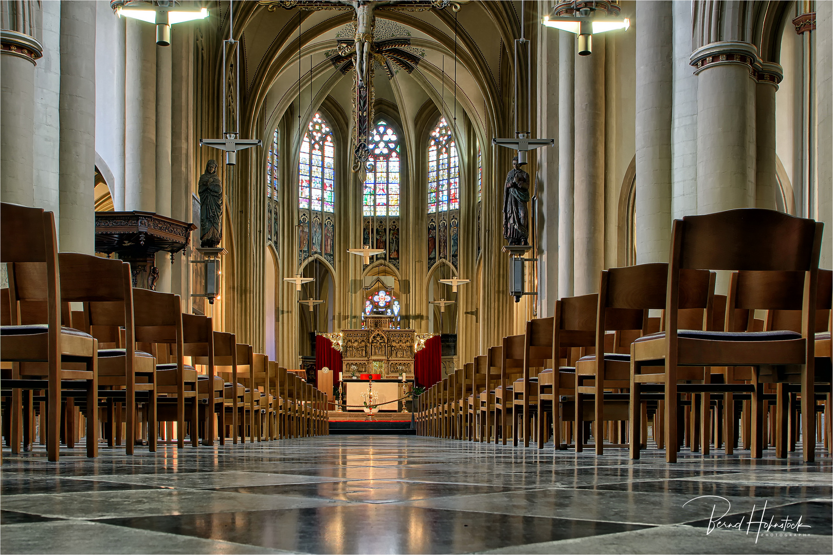 Hasselt .... St.-Quintinus-Kathedrale