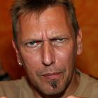 ...hast du was gegen mein "CONTRA" gesagt???