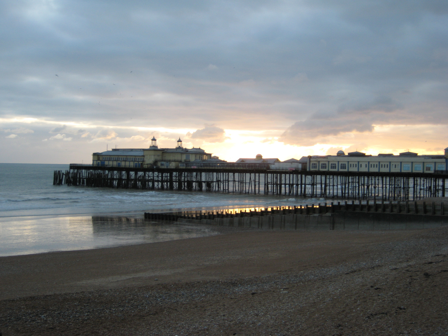 HASTINGS PIER.EAST SUSSEX.