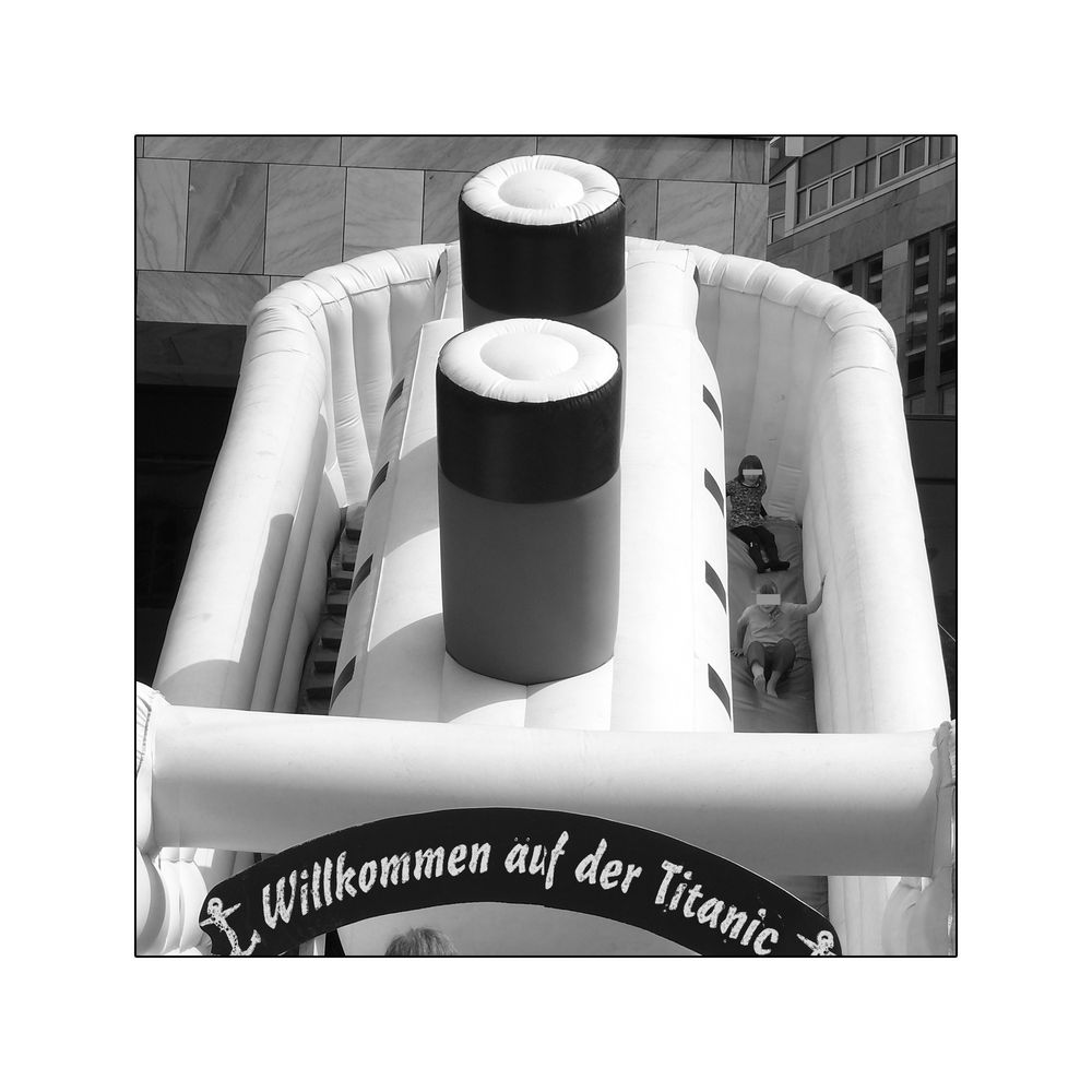 Hat der Tod ein Verfallsdatum? Foto & Bild emotionen, entsetzen und