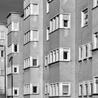  Hat etwas von Bauhaus-Stil, nüchtern, schnörkellos, reduziert, Fassaden von Mietwohnungen...