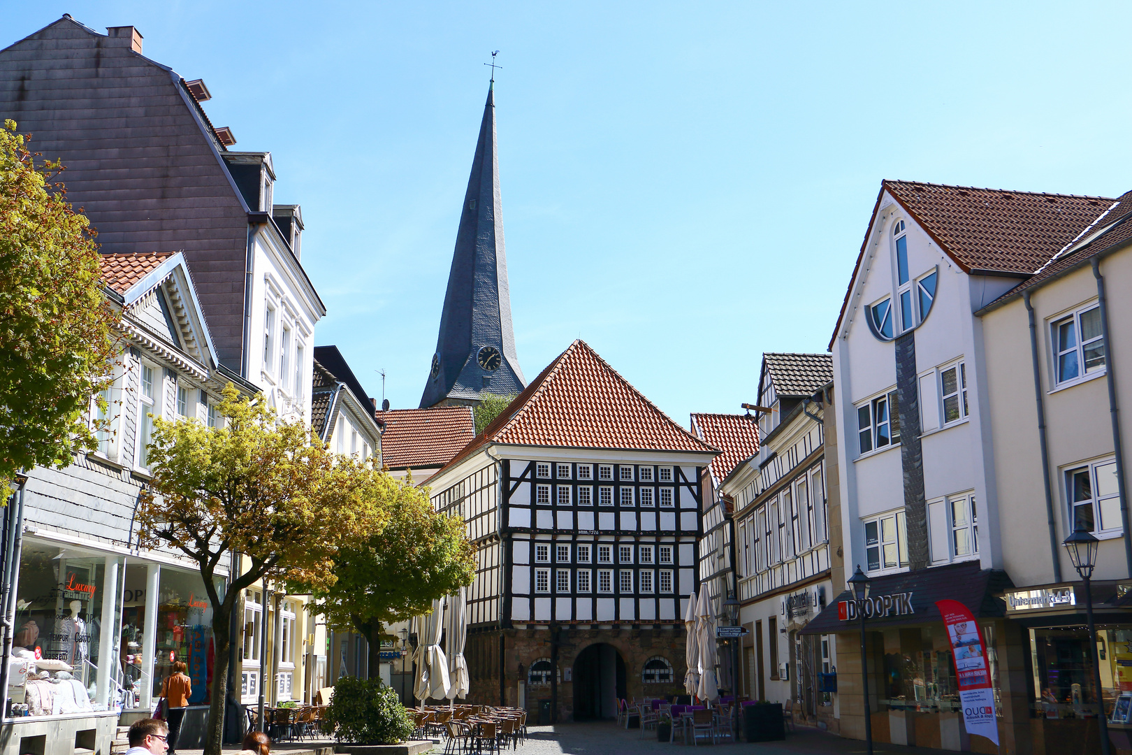 Hattingen - altes Rathaus und Kirchturm