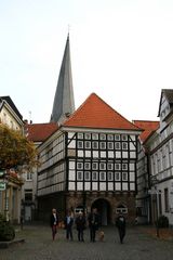 Hattingen / Ruhr - Altstadt mit Fachwerk; altes Rathaus und Kirchturm