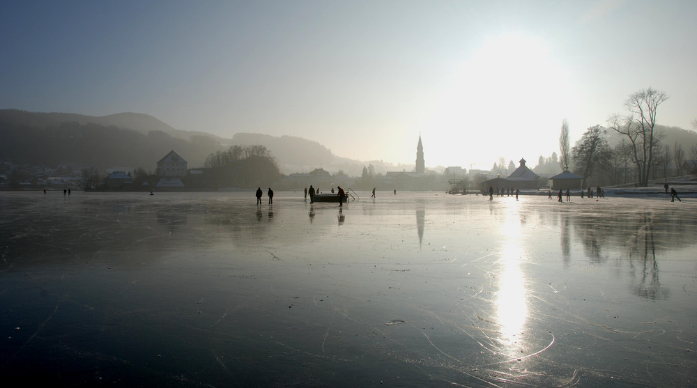 hauchzart liegt der winter