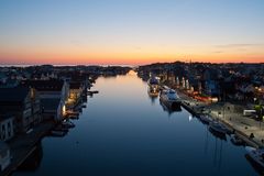 Haugesund bei Nacht