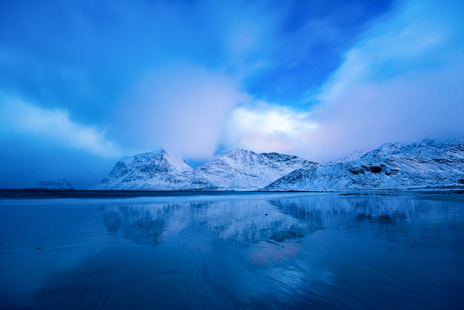 hauklandbeach reflection 