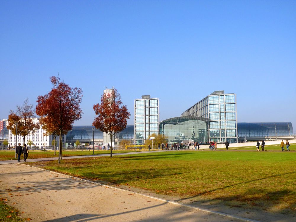 Hauptbahnhof ...