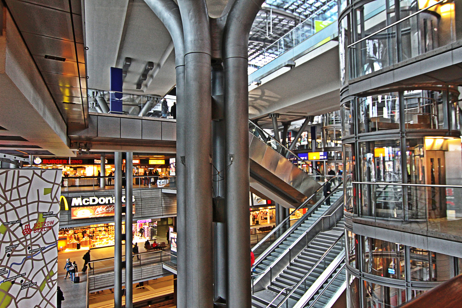 Hauptbahnhof 2