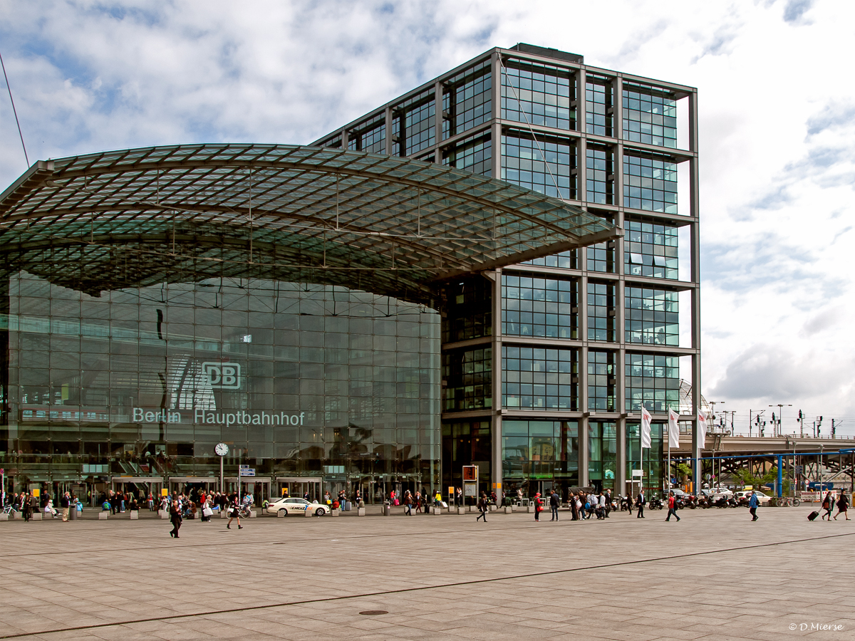 Hauptbahnhof ...