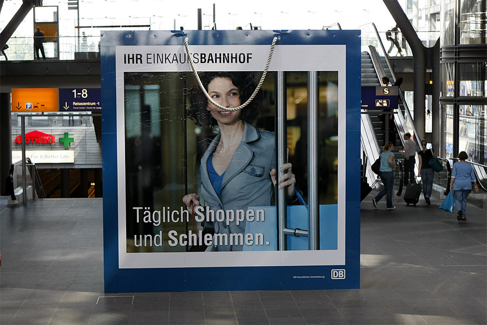 .: Hauptbahnhof :.