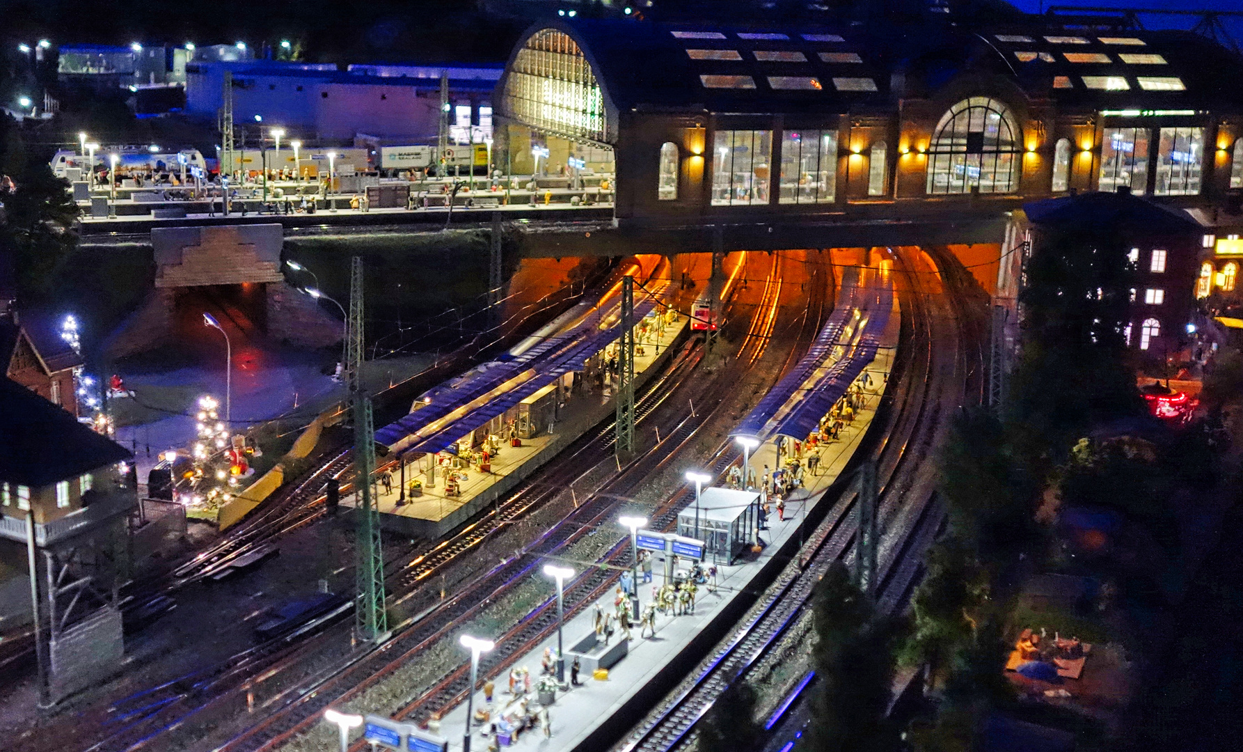 Hauptbahnhof