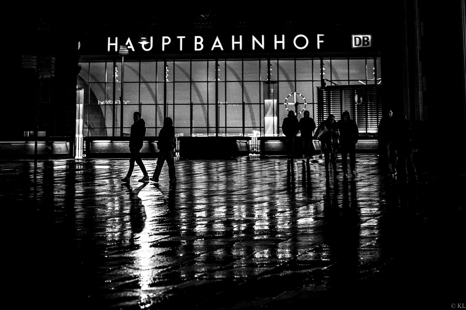 Hauptbahnhof ...