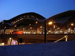 Hauptbahnhof bei Nacht