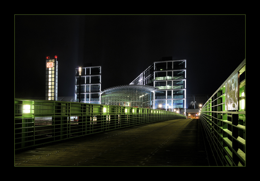 Hauptbahnhof Berlin ~