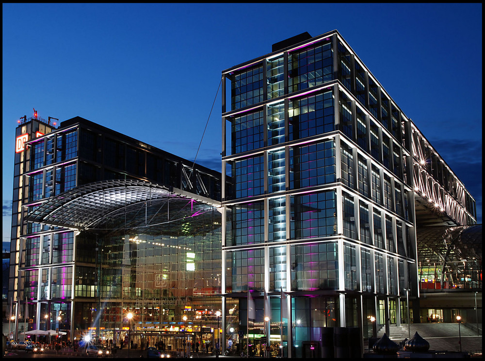 Hauptbahnhof  Berlin "Festival of Lights 2008"