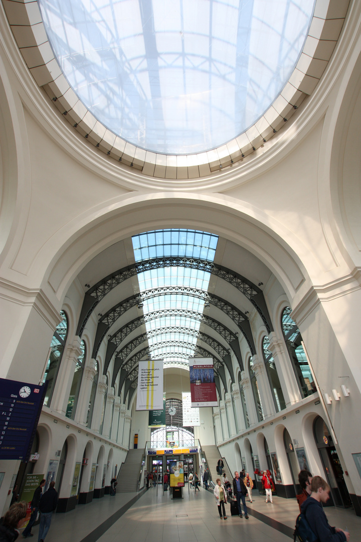 Hauptbahnhof Dresden