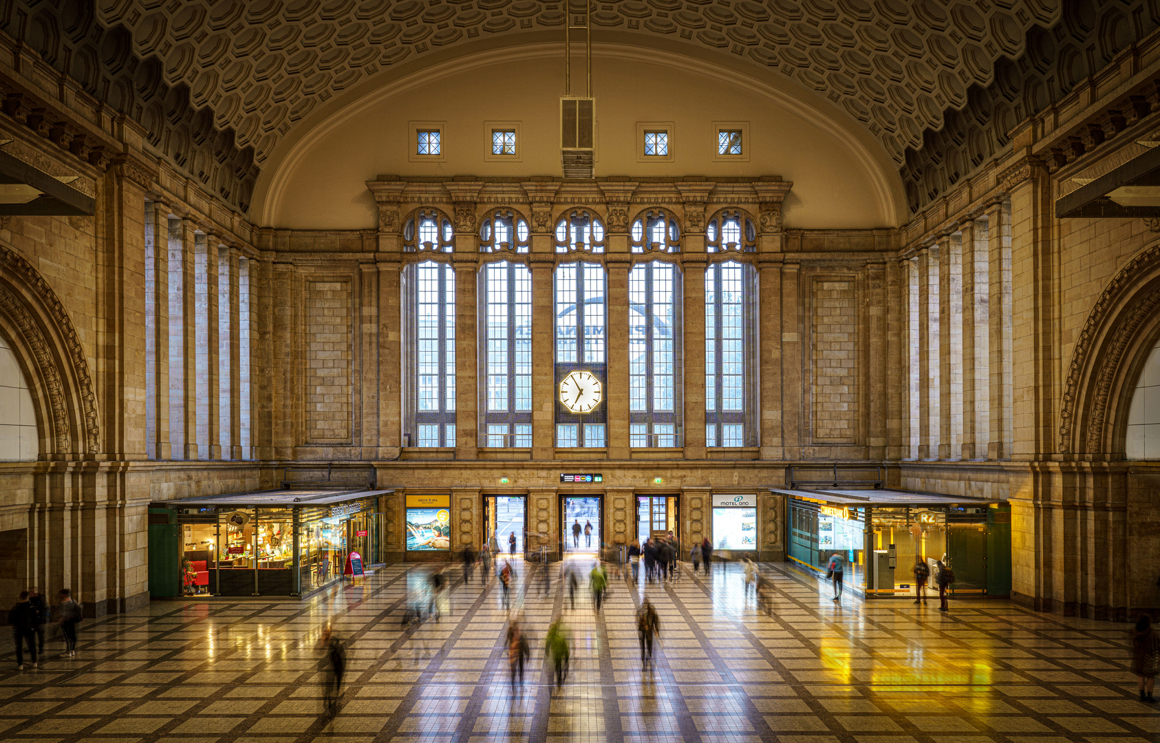  Foto zu Hauptbahnhof in Leipzig Foto & Bild 