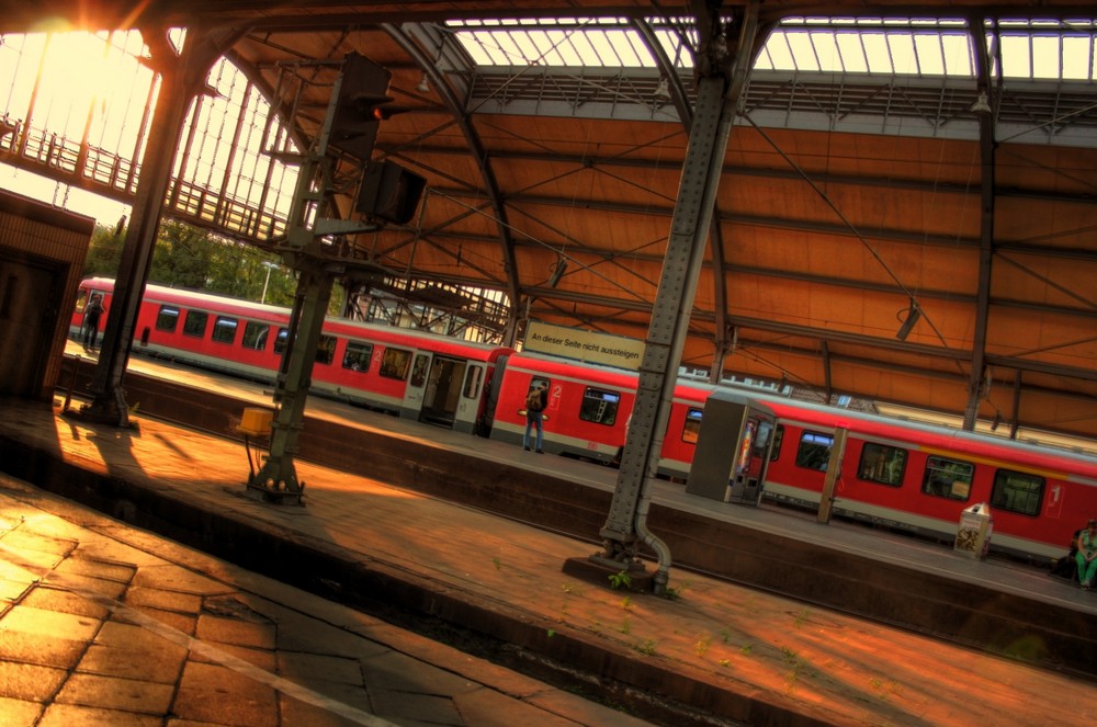 @ Hauptbahnhof Krefeld