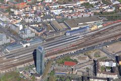 Hauptbahnhof Mannheim mit Victoria-Hochhaus und Busbahnhof