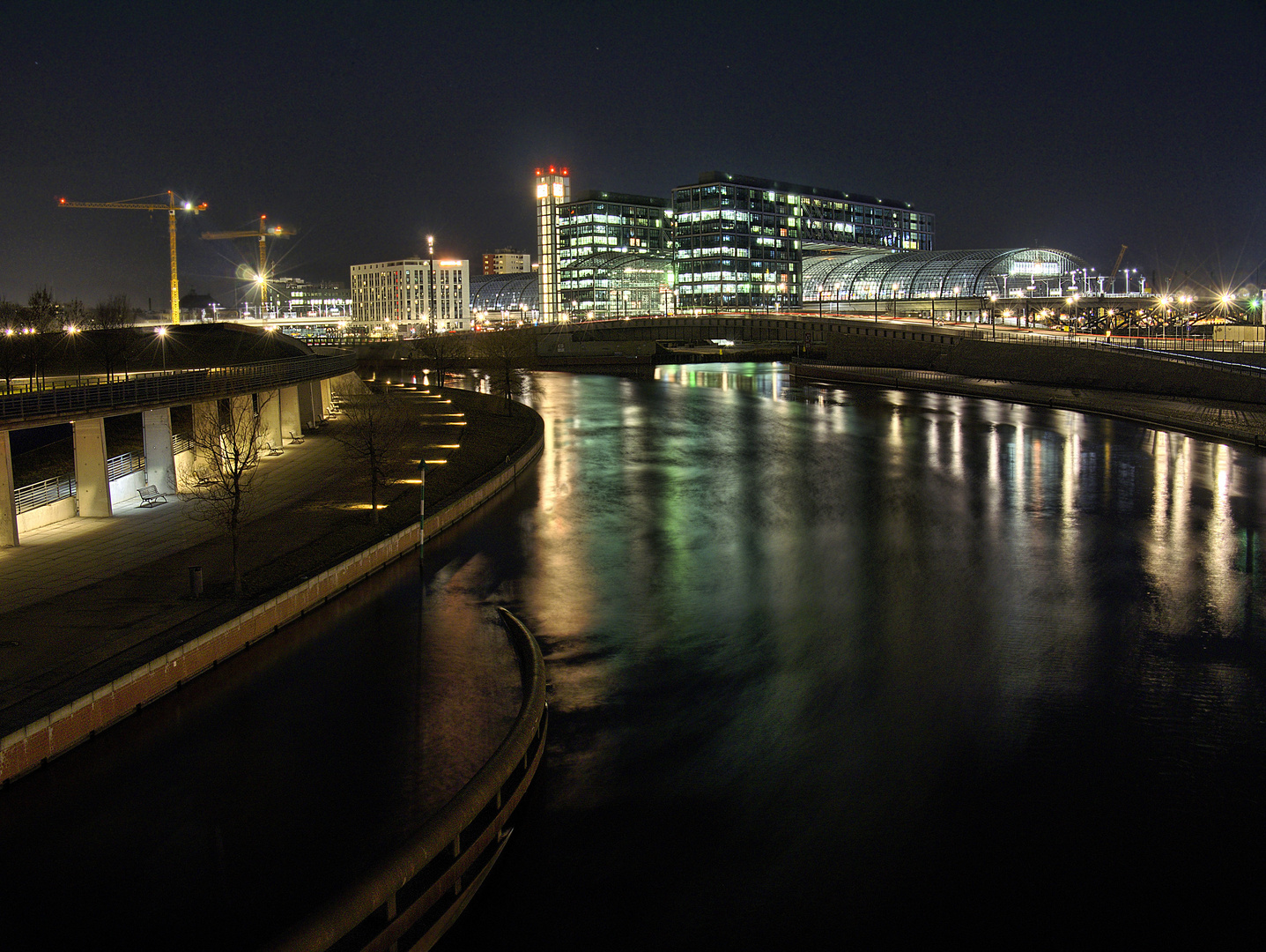 Hauptbahnhof (Sicht v. Kronprinzenbrücke)