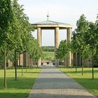 Haupteingang der Gedenkstätte in Lidice (CZ)