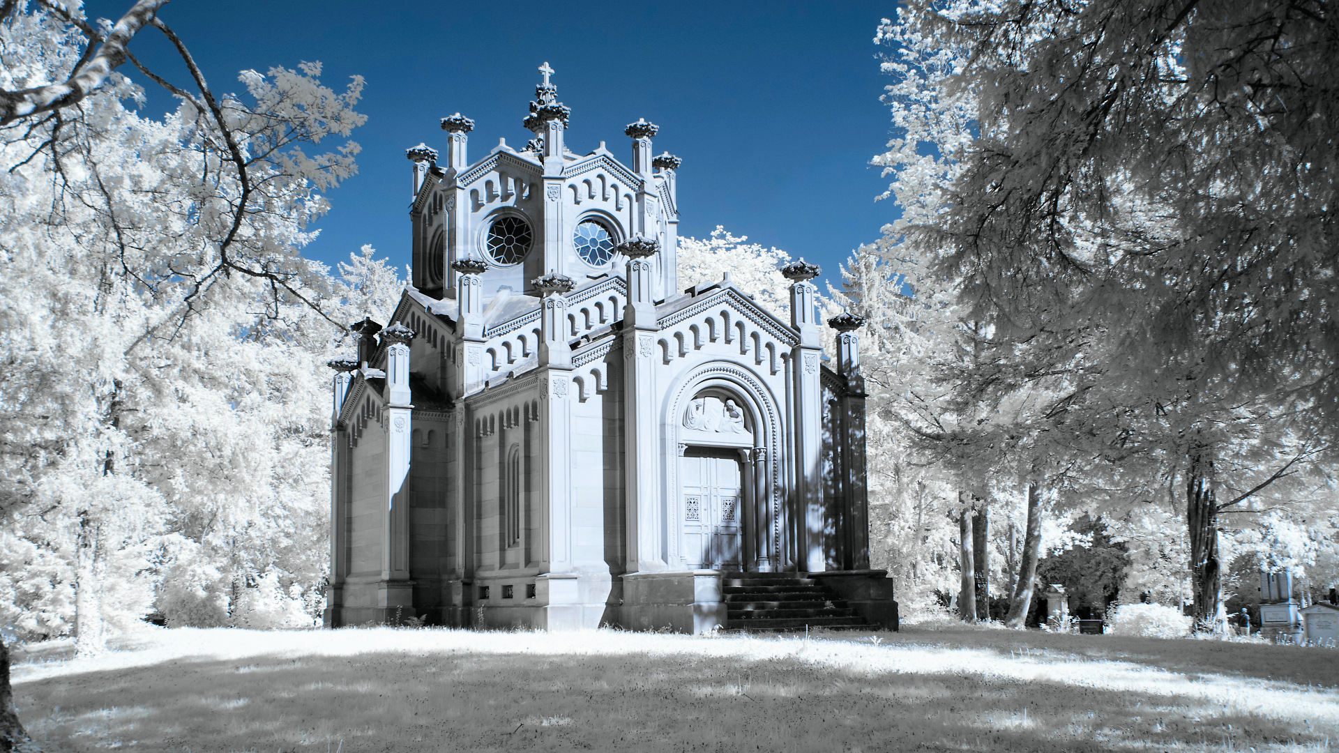 Hauptfriedhof FFM - Mausoleum Reichenbach-Lessonitz