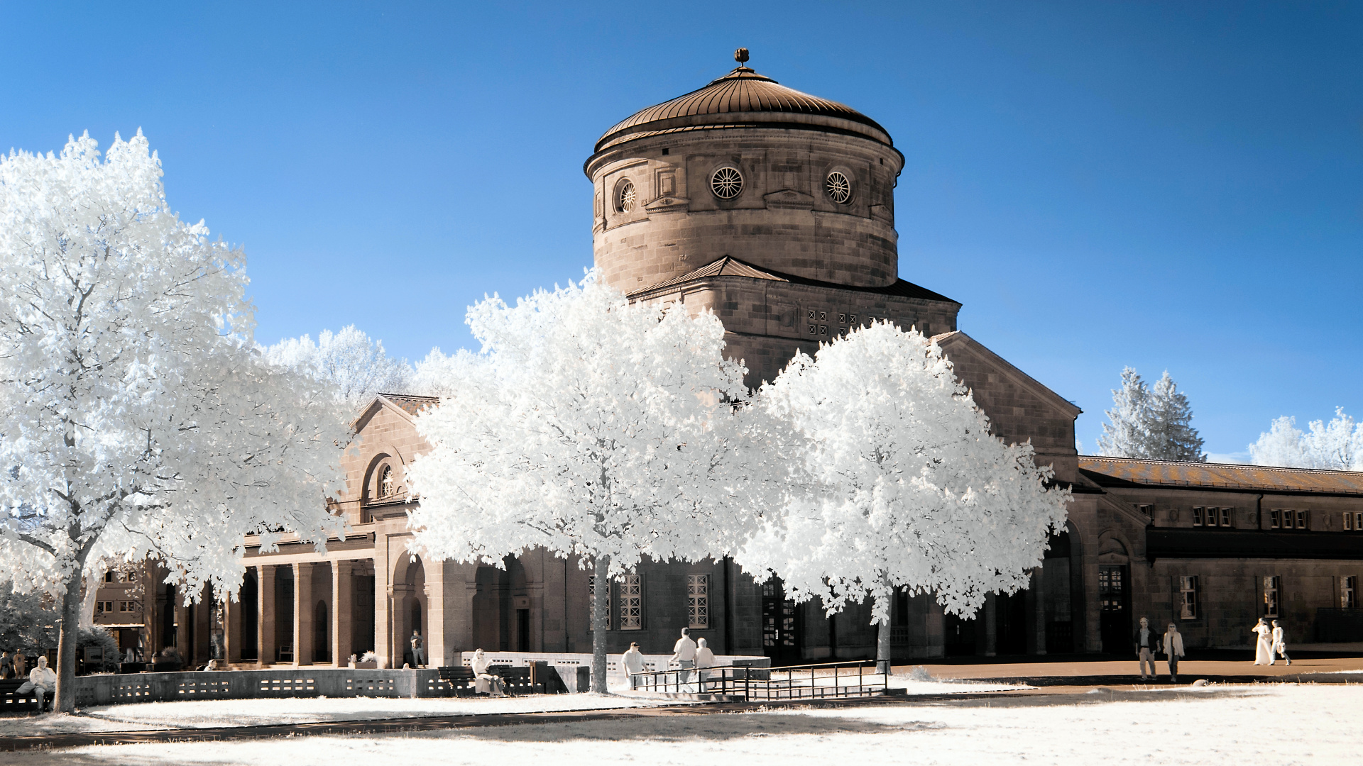 Hauptfriedhof FFM - neues Porta