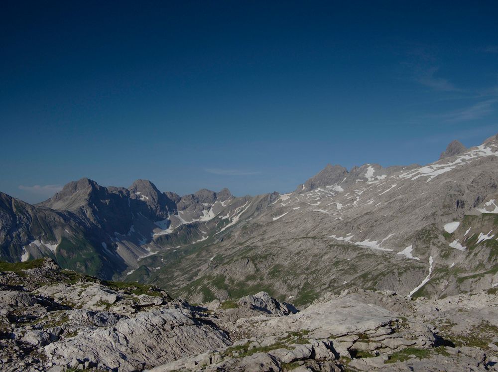 Hauptkamm der Allgäuer Alpen von hinten