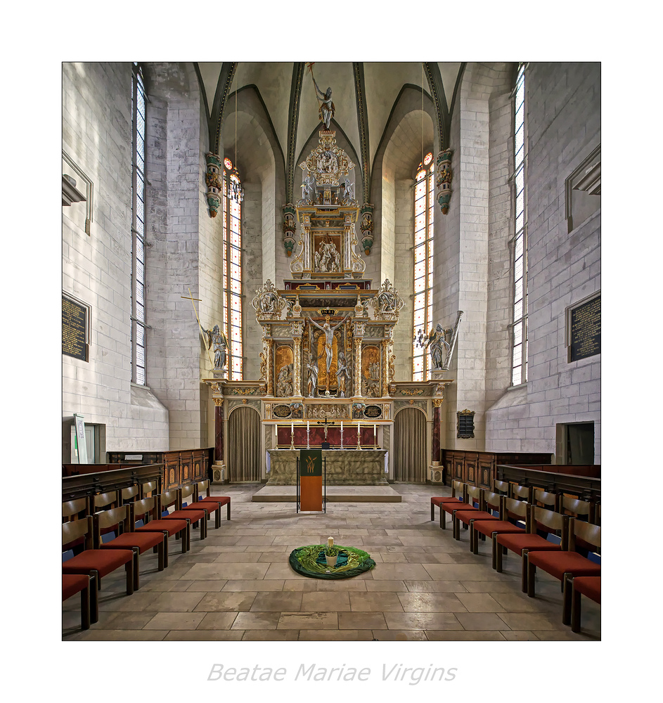 Hauptkirche Beatae Mariae Virginis - Wolfenbüttel " Blick zum Renaissance-Hochaltar (1623)..."