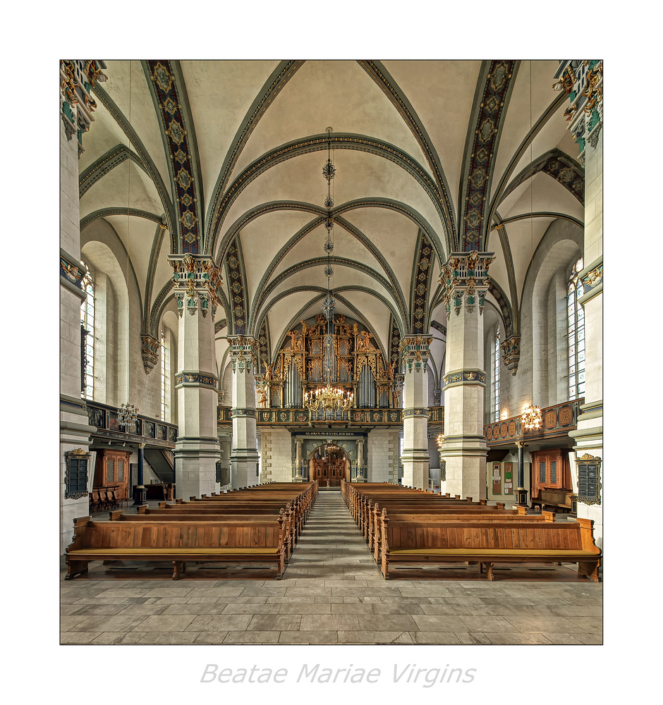 Hauptkirche Beatae Mariae Virginis - Wolfenbüttel " Blick zur Orgel.."