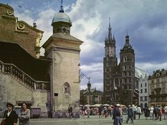 Hauptmarkt mit Marienkirche / Krakau 1984 .... (Dia-Scan) 