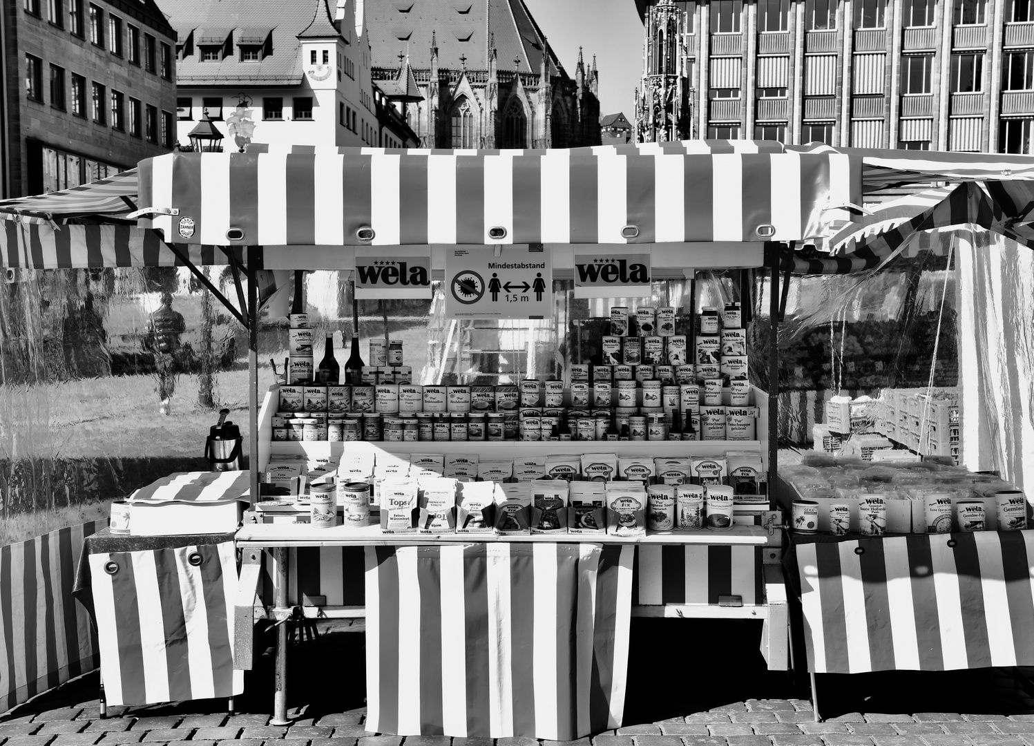 Hauptmarkt Stand in Corona Lage