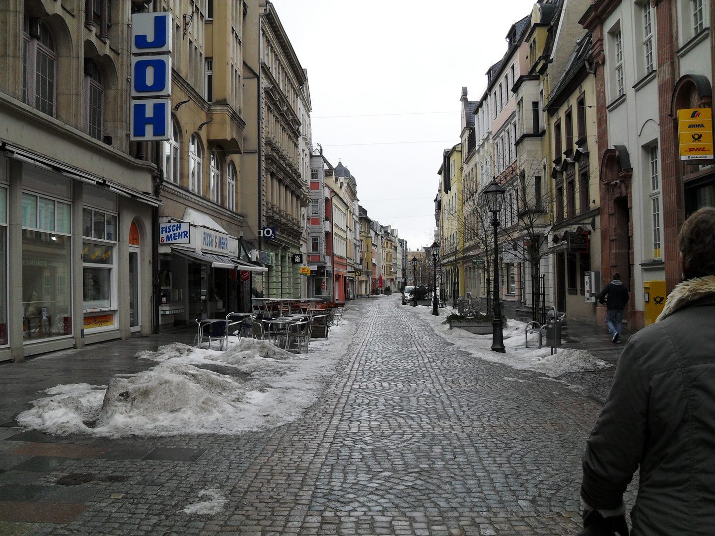 Hauptstraße im Winter