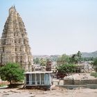 Haupttempel Hampi, Wagenziehen für Hannuman !