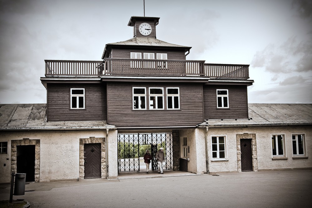 Haupttor KZ Buchenwald (HDR)