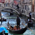 Hauptverkehrszeit in den Kanälen der Lagunenstadt - ora di punta in venezia 