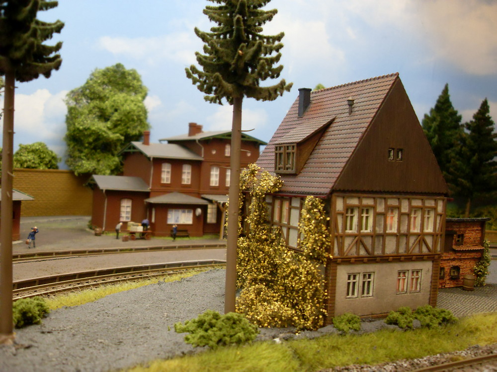 HAUS AM BAHNHOF