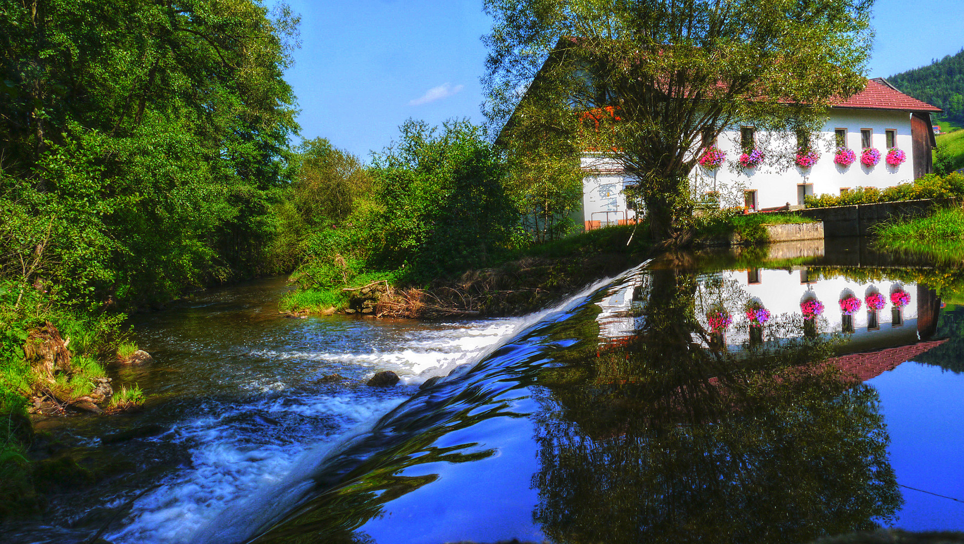 Haus am Fluß