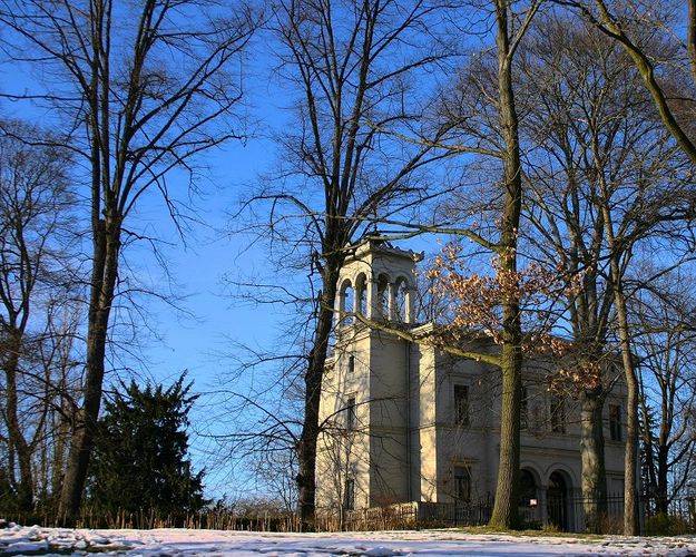 Haus am Wannsee im Winter