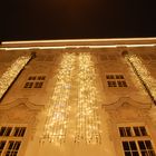 Haus am Welser Stadtplatz mit Weihnachtsbeleuchtung