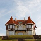 Haus an der Strandprommenade in De Haan, Belgien