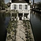 Haus im Fluss