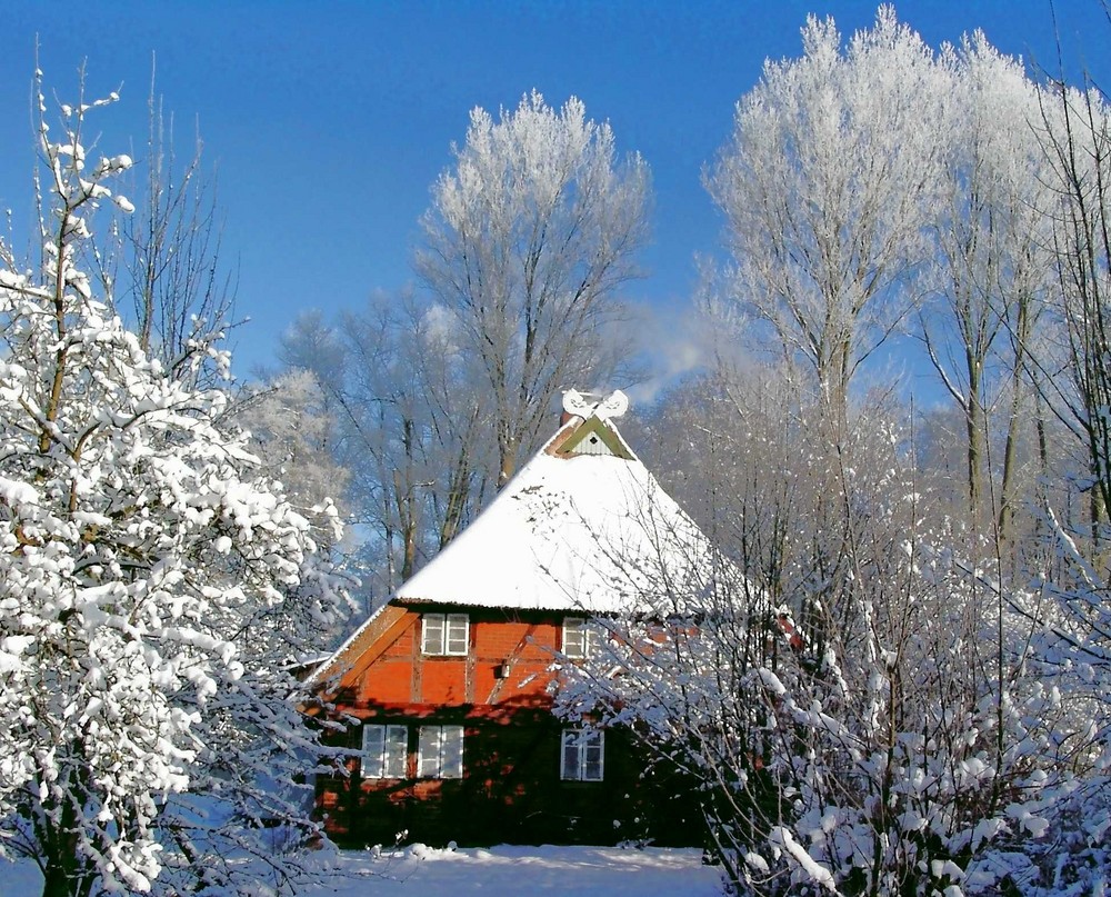 Haus im Schnee